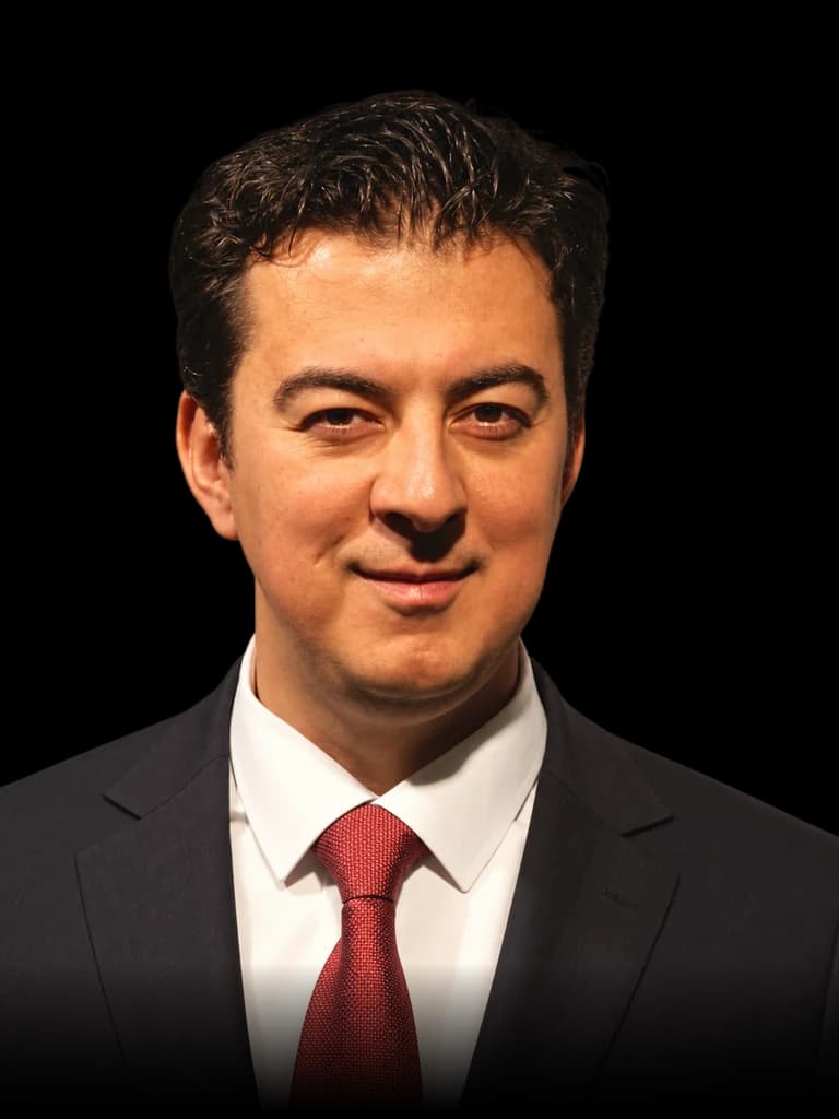 Oğuzhan Akyener